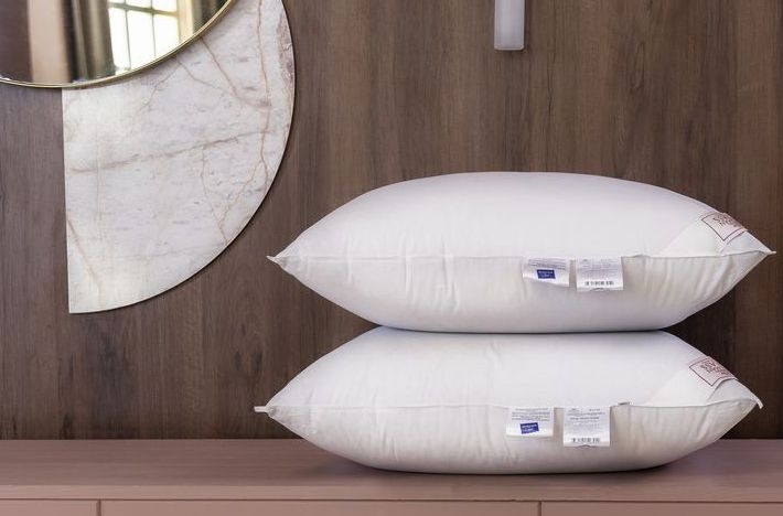 Кому можно дарить подушку?