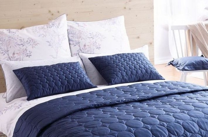 Как подобрать покрывало в спальню