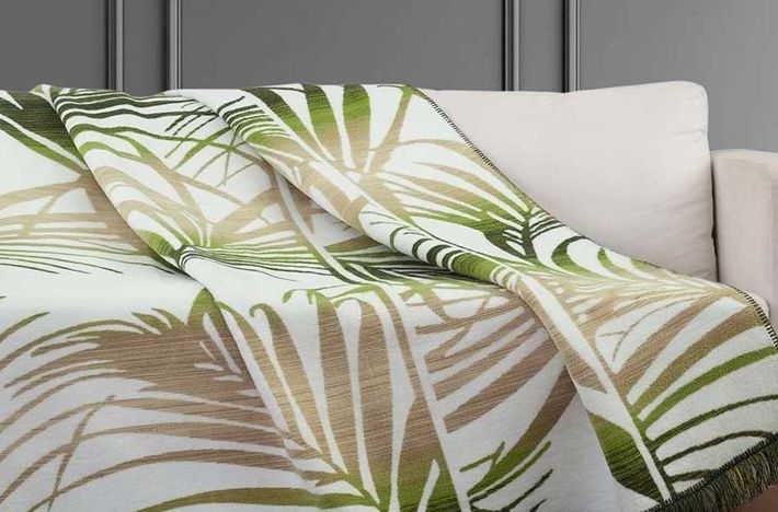 Из чего формируется цена на пледы?