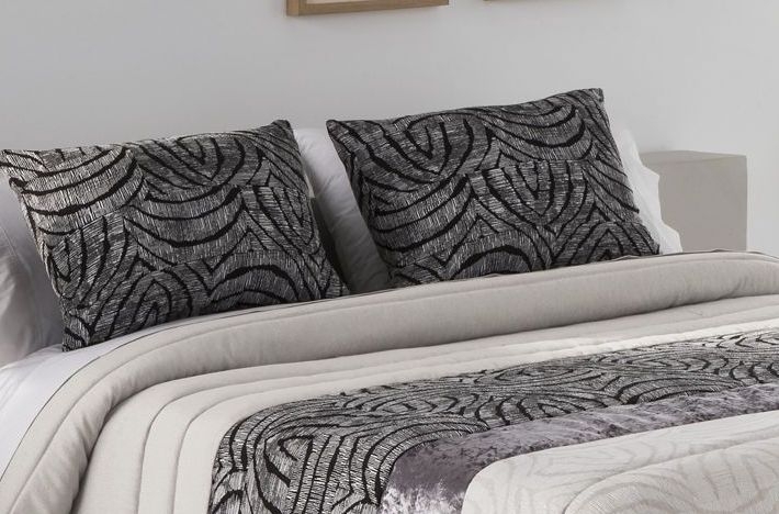 Дешевое покрывало не значит плохое