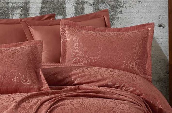 Покрывала из шелка – изысканный выбор