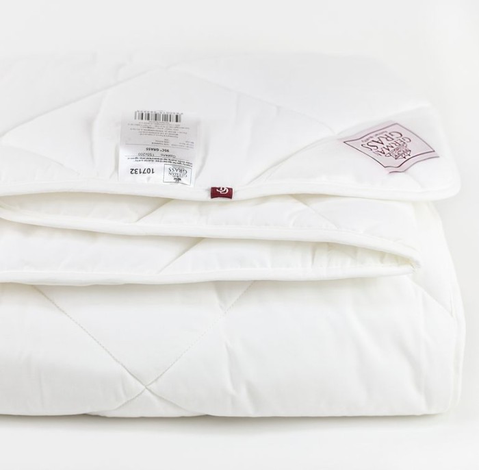 Одеяло German Grass "95°C Grass", 200x200 см, всесезонное