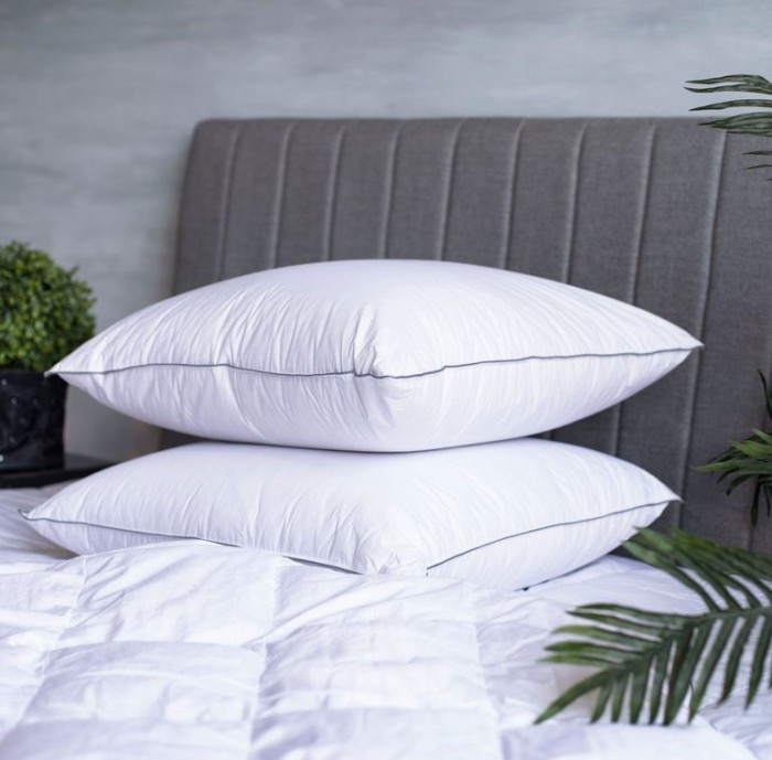 Подушка German Grass "Gray Familie Down", 70x70 см, средняя