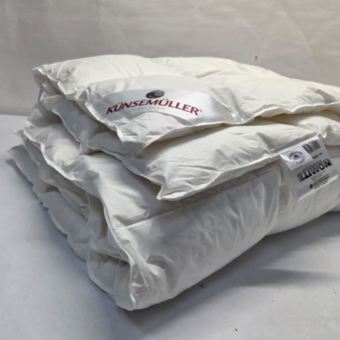 Одеяло Kunsemuller пуховое "Canada Decke", 200x220 см, всесезонное