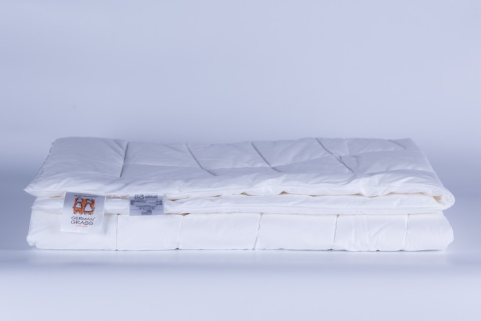 Одеяло Prinz and Prinzessin бамбук "Kinder Bamboo", 150x200 см, всесезонное