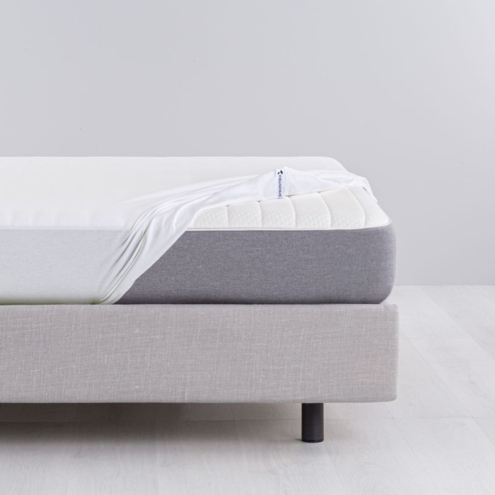 Наматрасник Kamasana с юбкой "Silk", 90x200x30 см