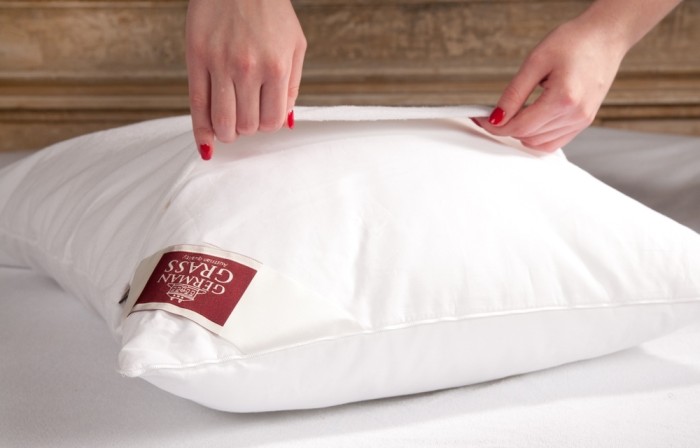 Наволочка German Grass защитная "Stop Grass", 70x70 см, белый