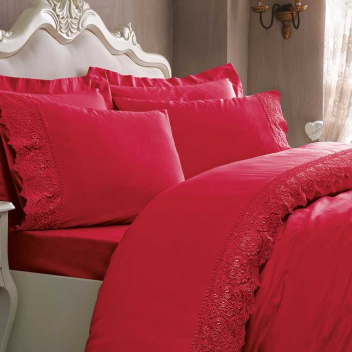 Постельное белье Tivolyo с кружевом "Elegant", 2-х спальное (евро), красный