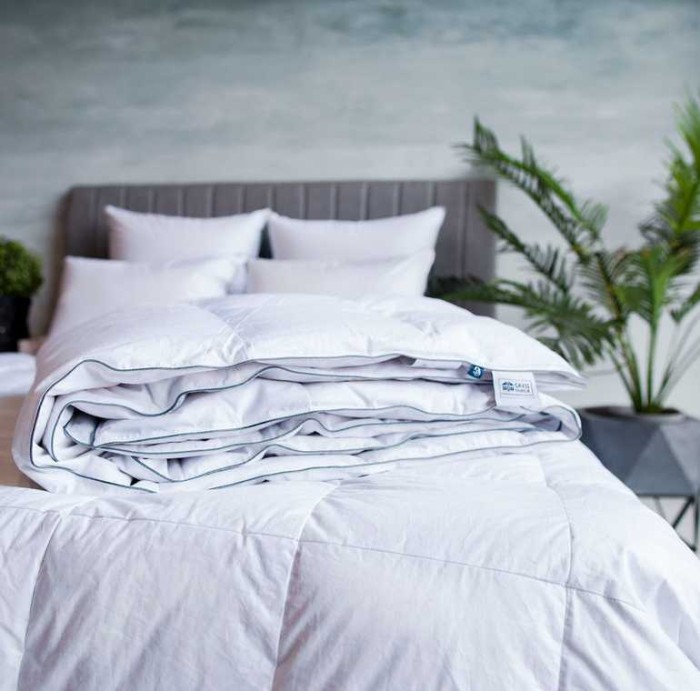 Одеяло German Grass пуховое "Gray Familie Down", 240x260 см, всесезонное