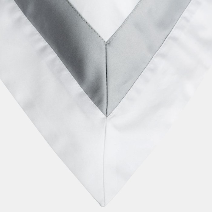 Наволочка  German Grass широкая отделка "Alpine Ash Grey Allure", 70x70 см, 2 шт, белый