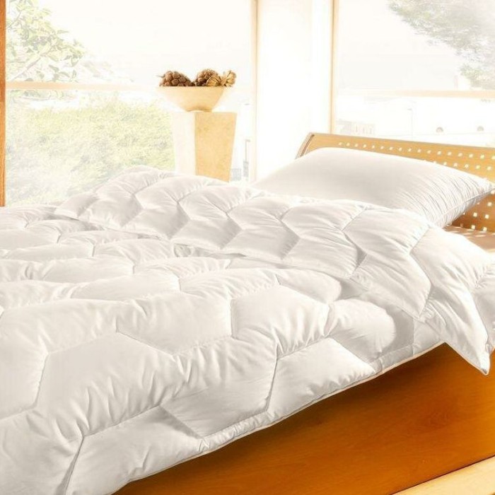 Одеяло Brinkhaus Xdream "Summerdream Silk", 200x200 см, легкое