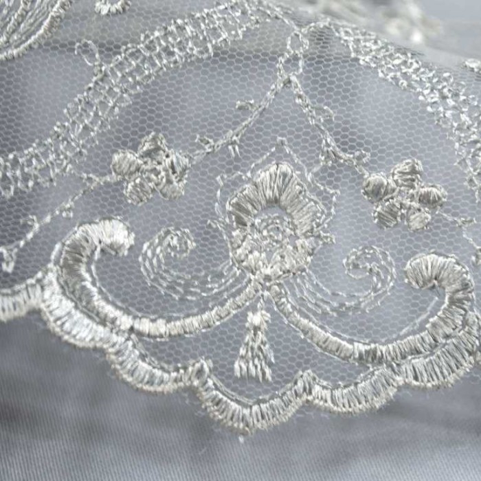 Постельное белье Tivolyo с кружевом "Lina", 1,5 спальное, серый