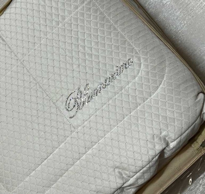 Покрывало Blumarine "Primizia", 270x270 см, молочный