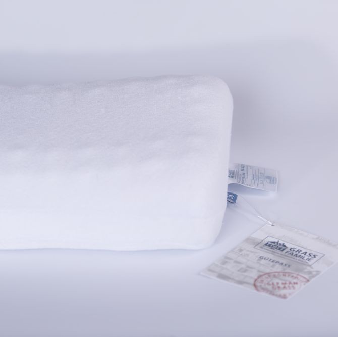 Подушка German Grass  "Active Familie Life", 50x30x10 см, средняя