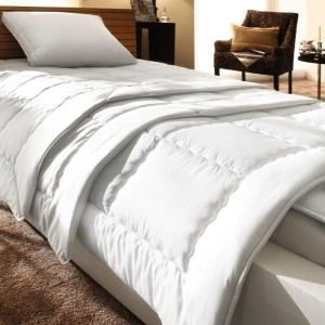 Одеяло Brinkhaus "Exquisit" среднее, 135x200 см, белый