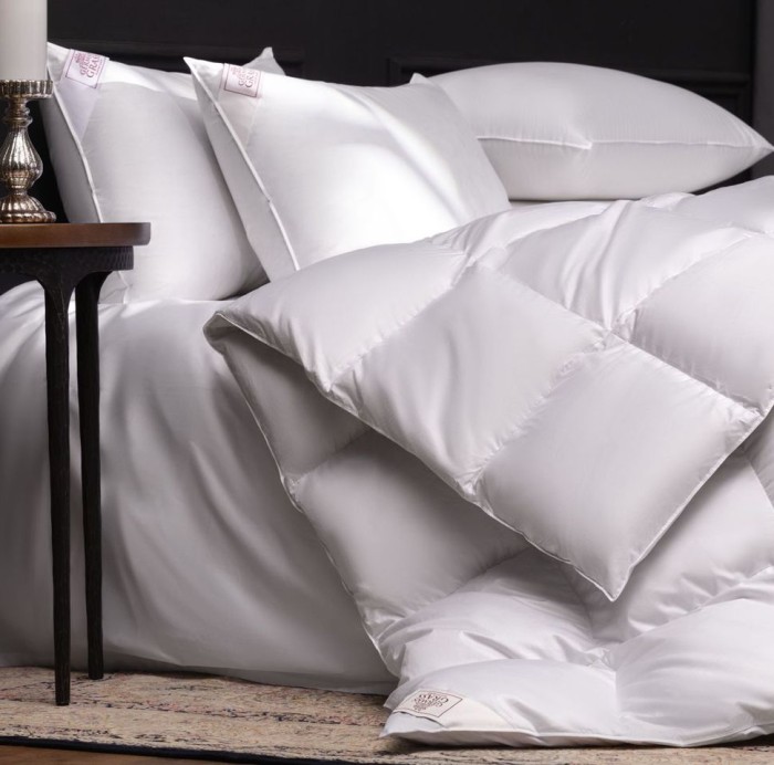 Подушка  German Grass пух гаги "Exclusive Cotton", 50x70 см, средняя