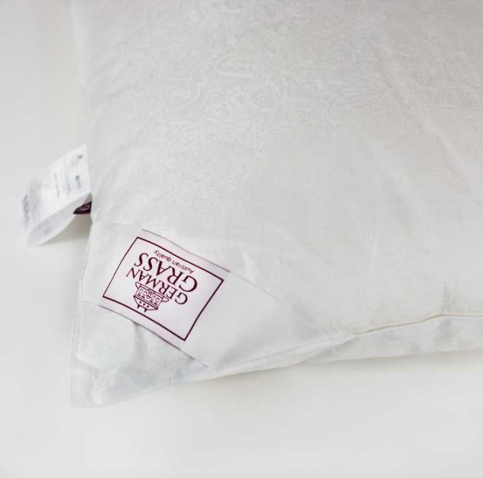 Подушка German Grass "Cashmere Silk", 50x70 см, мягкая