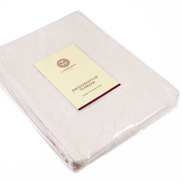 Наволочка Luxberry "Flowers", 47x47 см, экрю