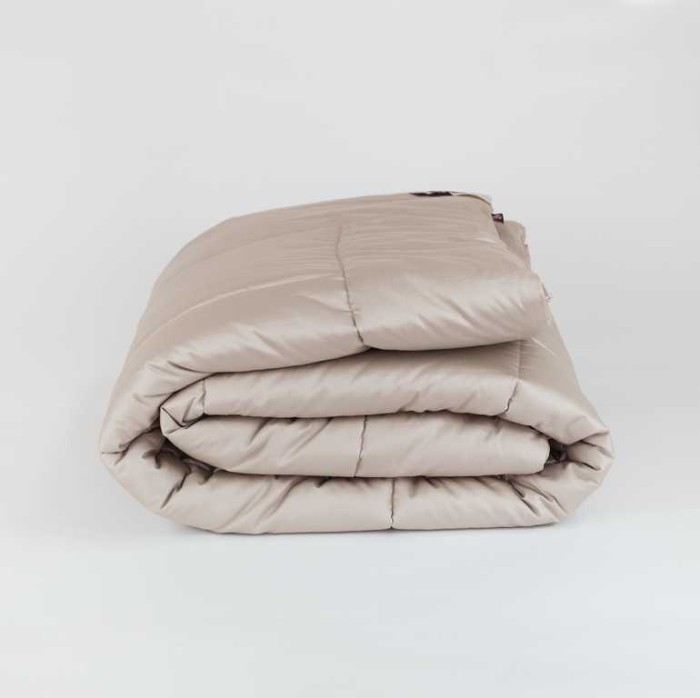 Одеяло German Grass шерсть "Almond Wool", 160x220 см, всесезонное