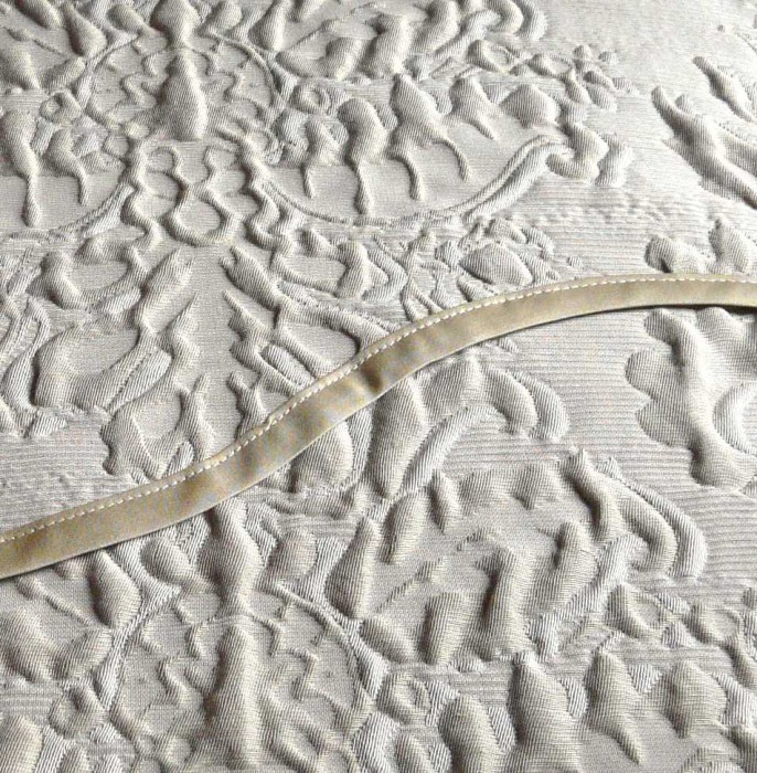 Покрывало Svad Dondi жаккард "Damasco" SWAROVSKI, 270x270 см, стоне