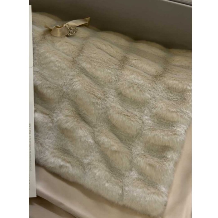 Покрывало BLUMARINE мех "Сhamonix", 240x260 см, светло-бежевый