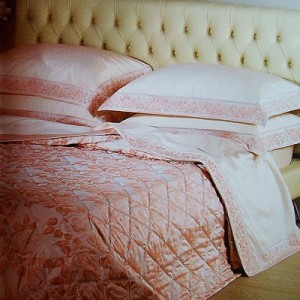 Покрывало с подушками Caleffi "Vivaldi" жаккард, 270x270 см, розовый