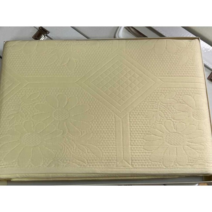 Покрывало Calleffi "Margarita", 250x265 см, светло-желтый