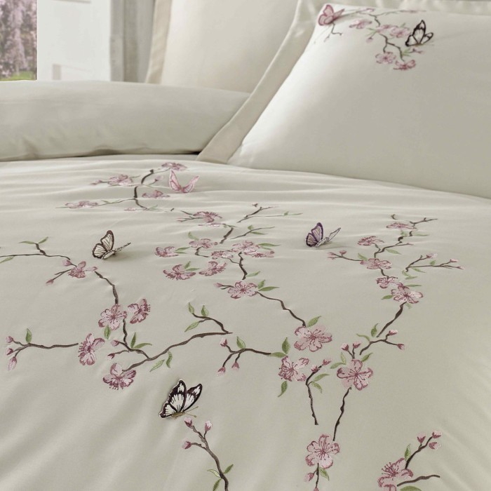 Постельное белье Dantela с вышивкой "Butterfly", 2-х спальное (евро), бежевый