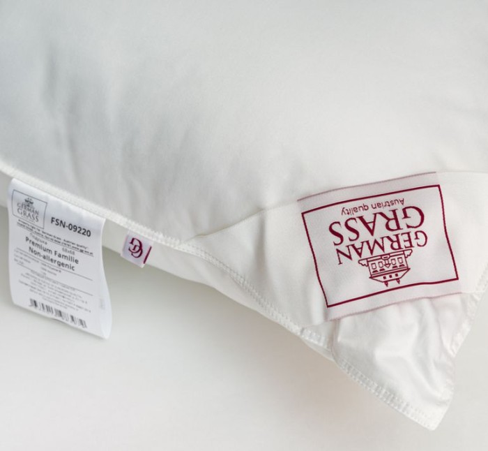 Подушка German Grass "Premium Familie Non-Alergenic", 70x70 см, средняя