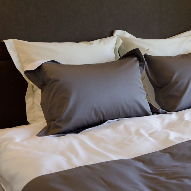 Постельное белье Von der Thannen "Twist Grey And White", семейное