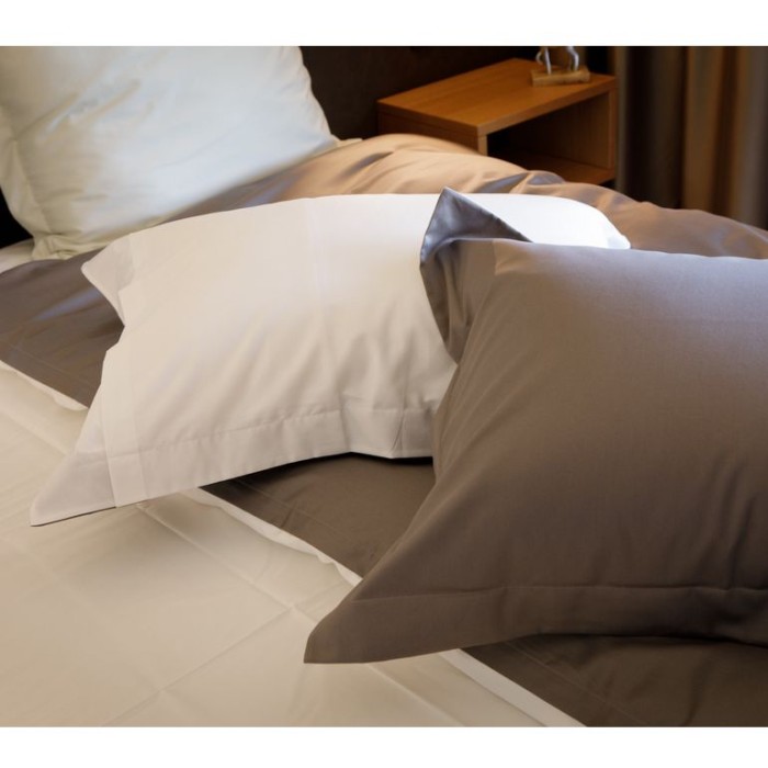 Постельное белье Von der Thannen "Twist Grey And White", семейное