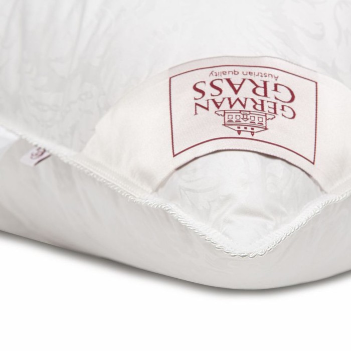 Подушка  German Grass пуховая "Princess Down", 50x70 см, средняя