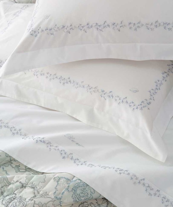 Постельное белье BLUMARINE вышивка "Leda", 2-х спальное (евро), бело-серый