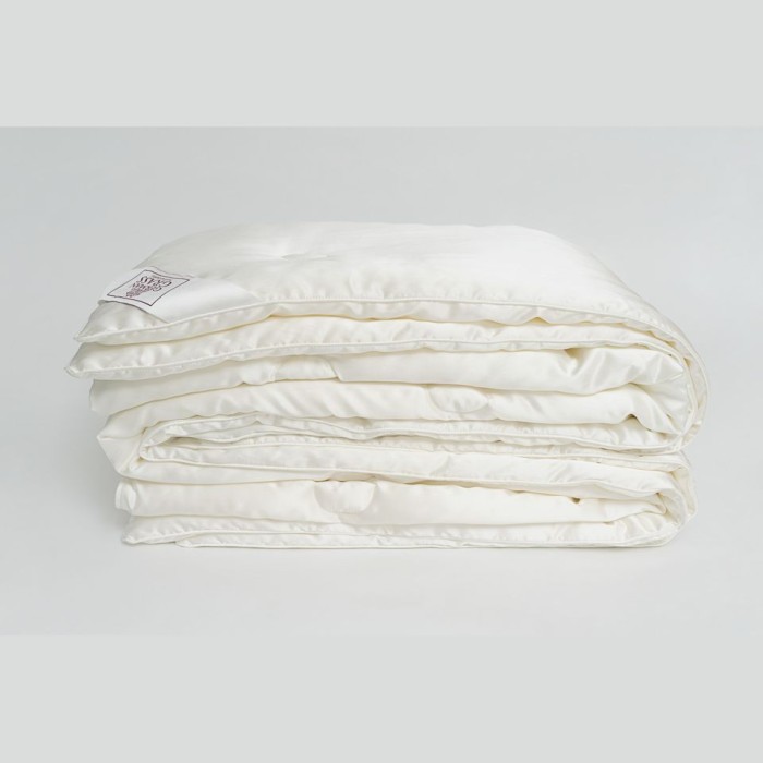 Одеяло German Grass шелк "Great Silk", 220x240 см, всесезонное