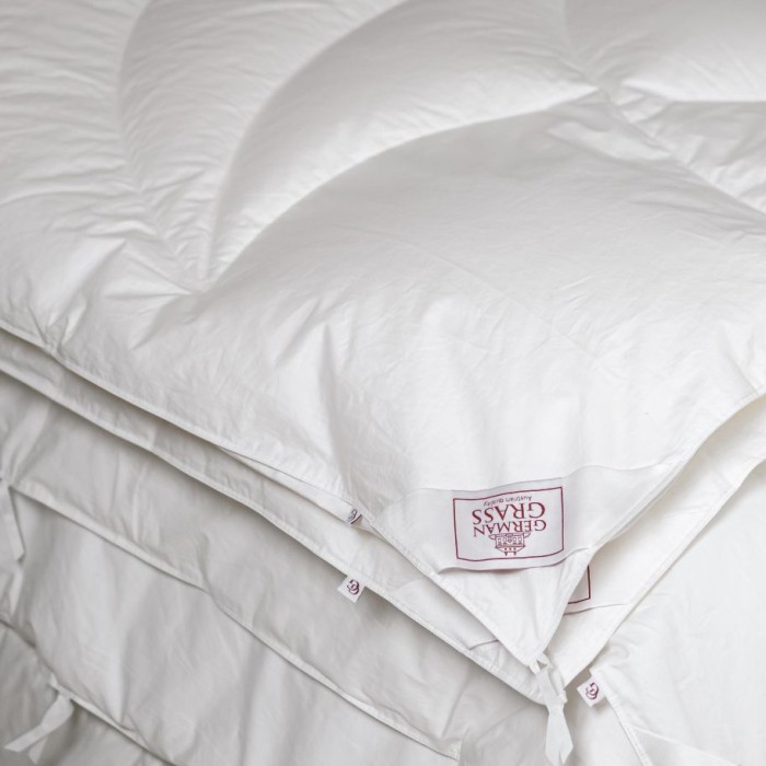 Одеяло German Grass "Alliance Down" , 220x240 см, всесезонное "Light"