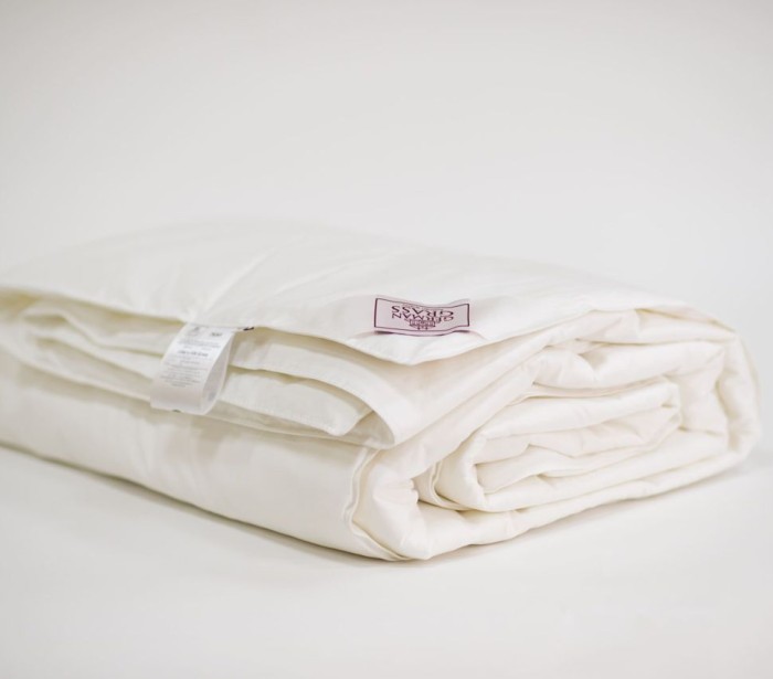 Одеяло German Grass шелк "Luxury Silk", 200x200 см, легкое