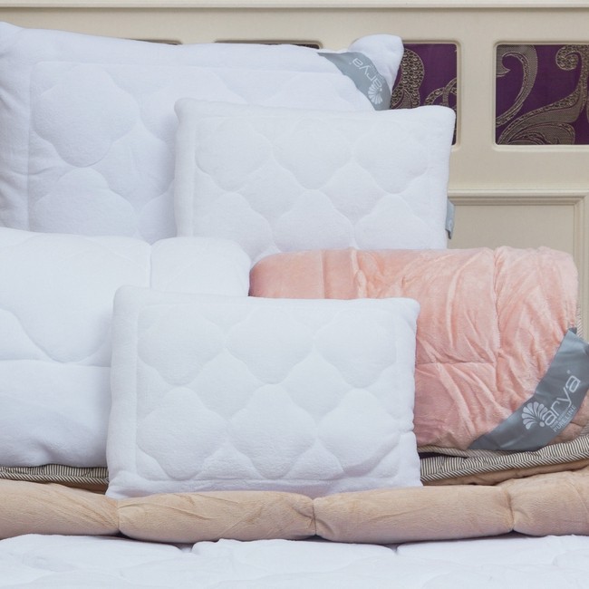 Подушка Arya Pure Line Sophie Pink"Sophie Pink", 70x70 см, розовый