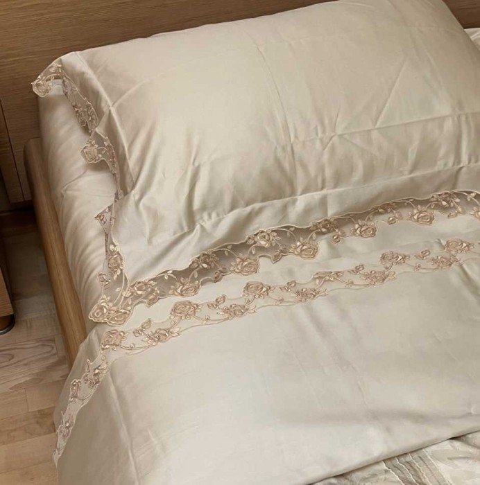 Постельное белье DOMUS "3509", 1,5 спальное, сливочный