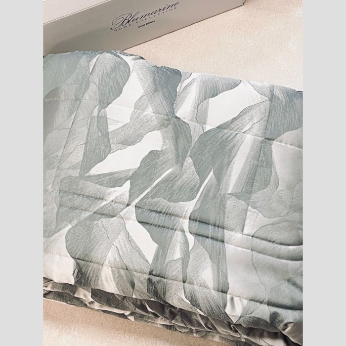 Покрывало Blumarine жаккард "Vera", 270x270 см, серо-голубой