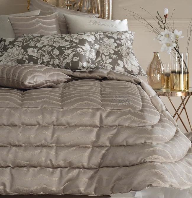 Покрывало Blumarine жаккард "Jasmine", 270x270 см, бежевый