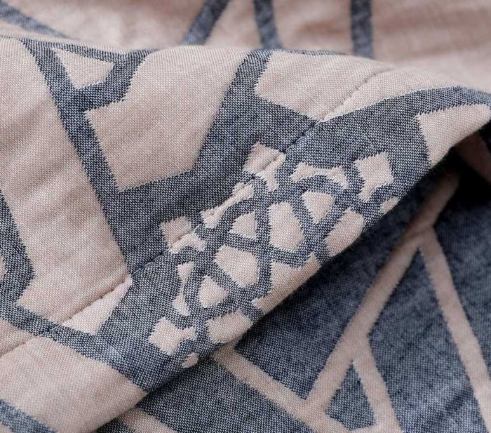 Покрывало с наволочками Arya жаккард "Windmill", 180x240 см, бежевый