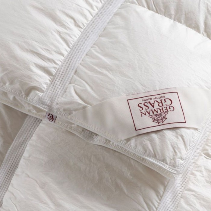 Одеяло German Grass пуховое "Royal Balance Grass", 140x205 см, всесезонное