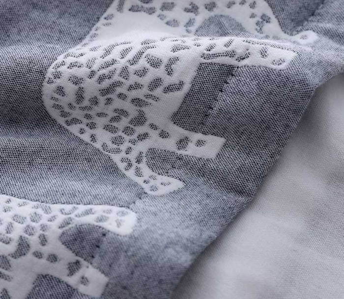 Покрывало с наволочками Arya жаккард "Moby", 250x260 см, серый