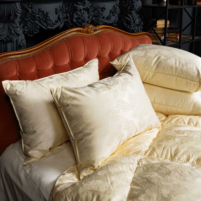 Одеяло German Grass пуховое "Silk Down", 200x200 см, всесезонное