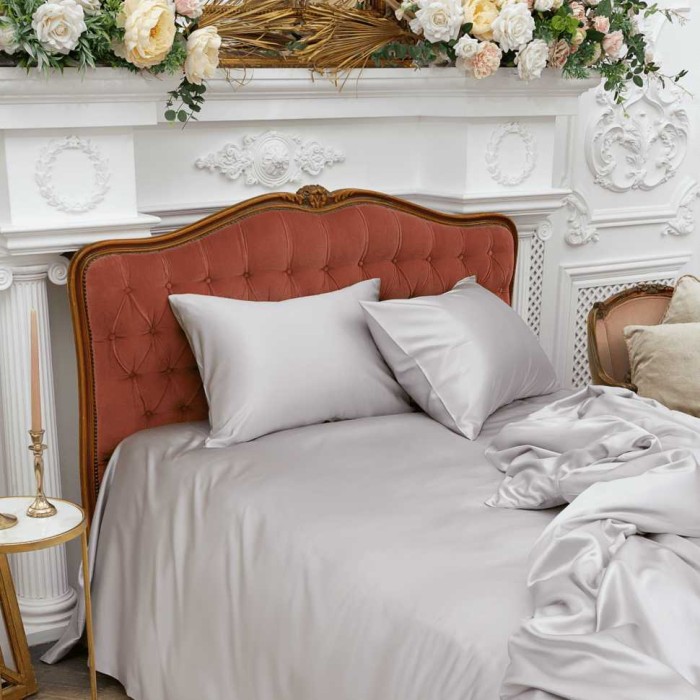 Простыня German Grass шелк "Silvery-Grey", 260x280 см, светло-серый