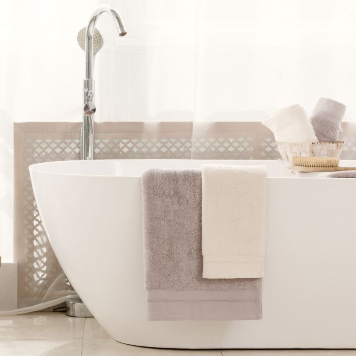 Полотенце German Grass "Pearl Balance", 70x140 см, светло-серый