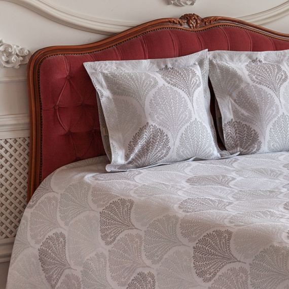 Покрывало Luxberry "Oliver", 150x220 см, бело-серый