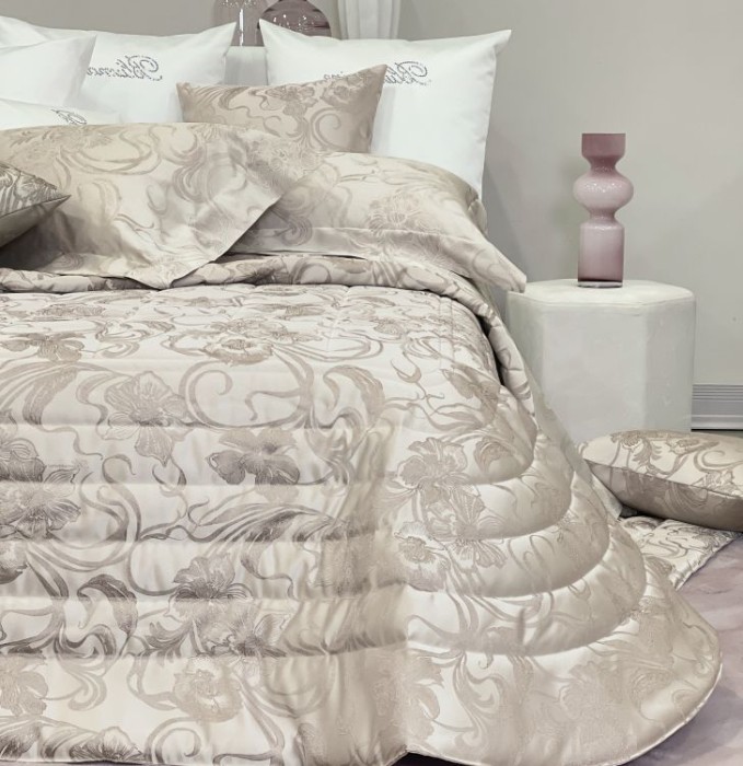 Покрывало Blumarine "Lapis", 270x270 см, розовый