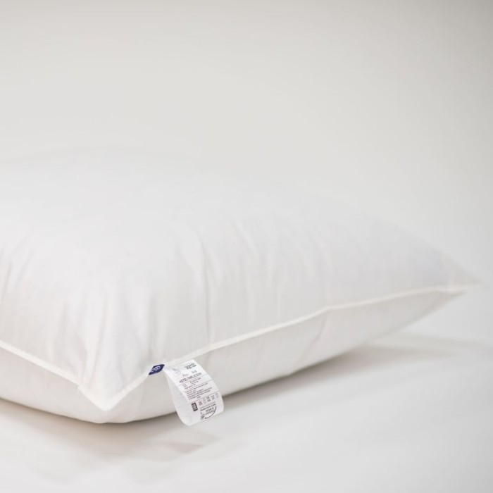 Подушка German Grass "5 Stars Down", 70x70 см, средняя