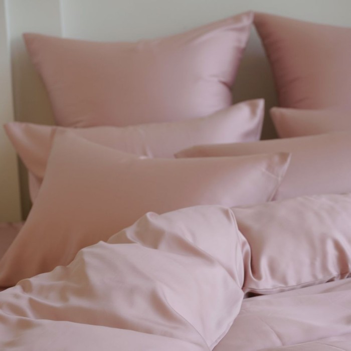 Постельное белье German Grass Tencel "Rose Brilliant", семейное